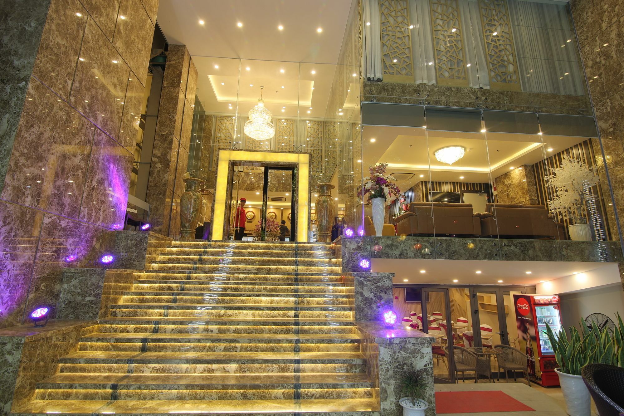 Hotel Royal Huy Đà Nẵng Exterior foto